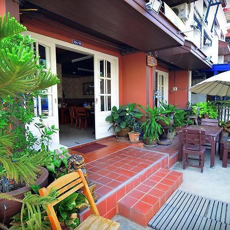 The Famous House - Jomtien Hotel Exterior foto